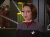 Kira hat ein Offizierspatent der Sternenflotte erhalten.