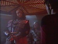 Riker lernt Captain Kargan kennen
